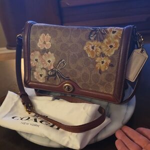 Coach 1941 Riley Crossbody Bag In Prairie Floral Print 🌸